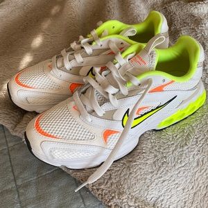 Nike Women’s Zoom Air